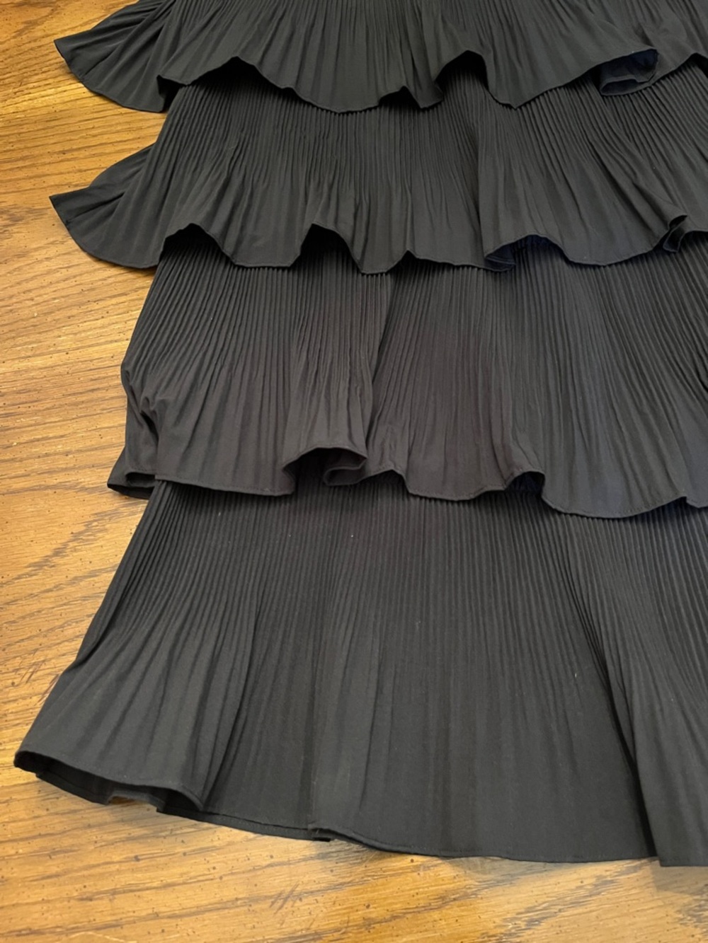 Mare Mare Anthropologie Tiered‎ Pleated Black Maxi Skirt, size 2X - Picture 5 of 9
